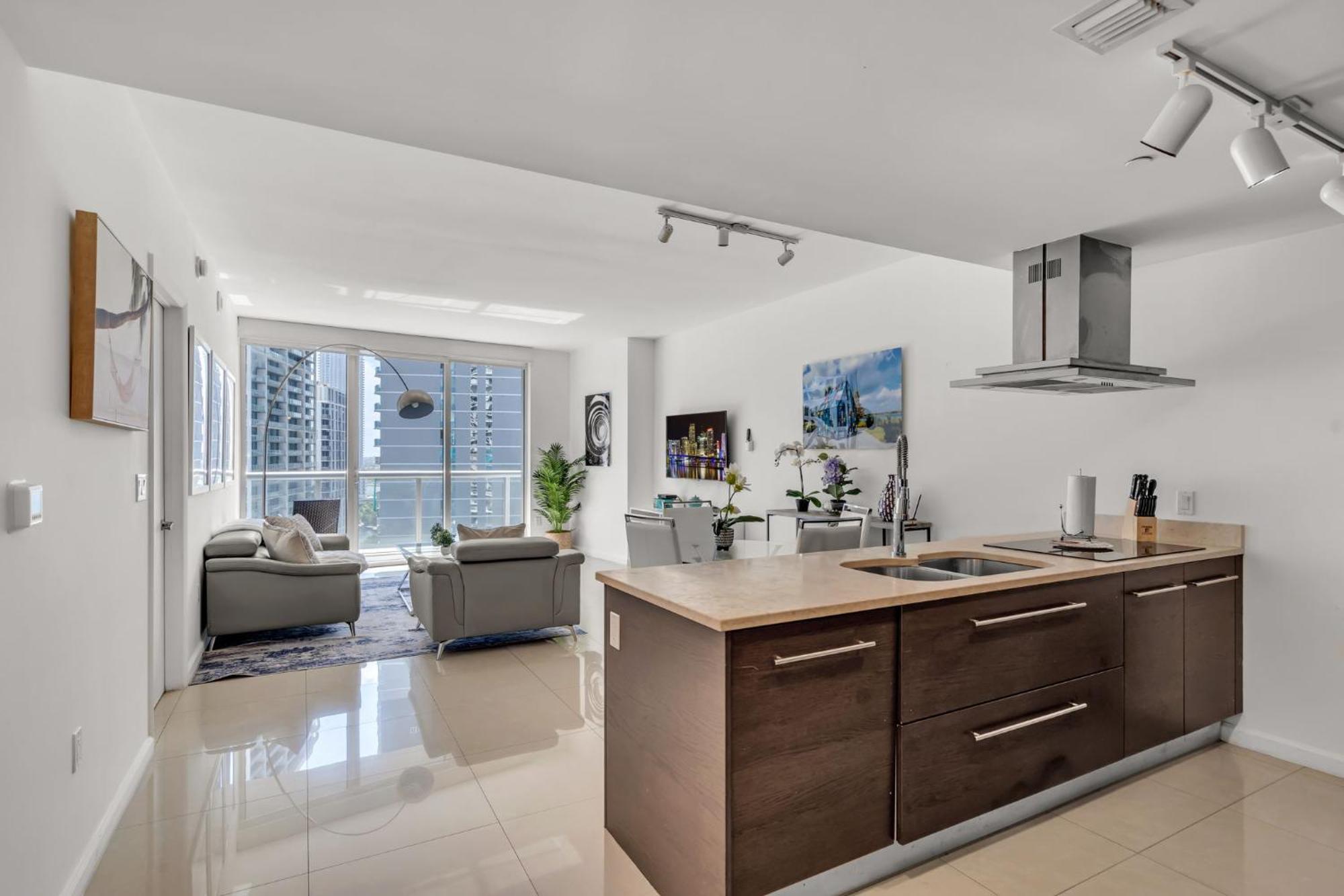 Icon Brickell Retreat 1br And Spa, Pool, Views Appartement